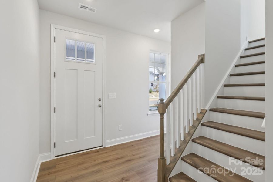 Spacious, unfurnished interior of a new home in Edgewood Preserve, Huntersville (Image 24). Spacious, unfurnished interior of a new home in Edgewood Preserve, Huntersville (Image 24).