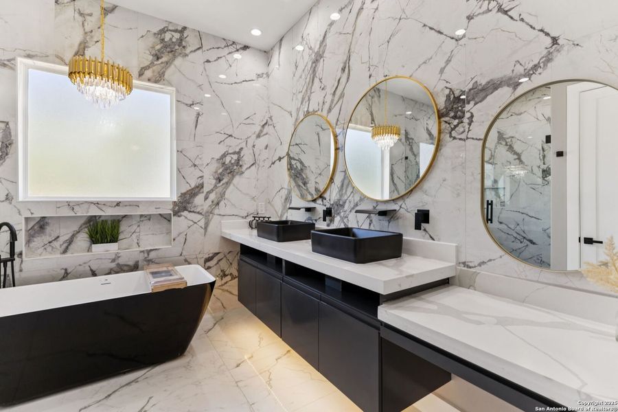 Furnished interior view inside a new home in , La Vernia (Image 11).