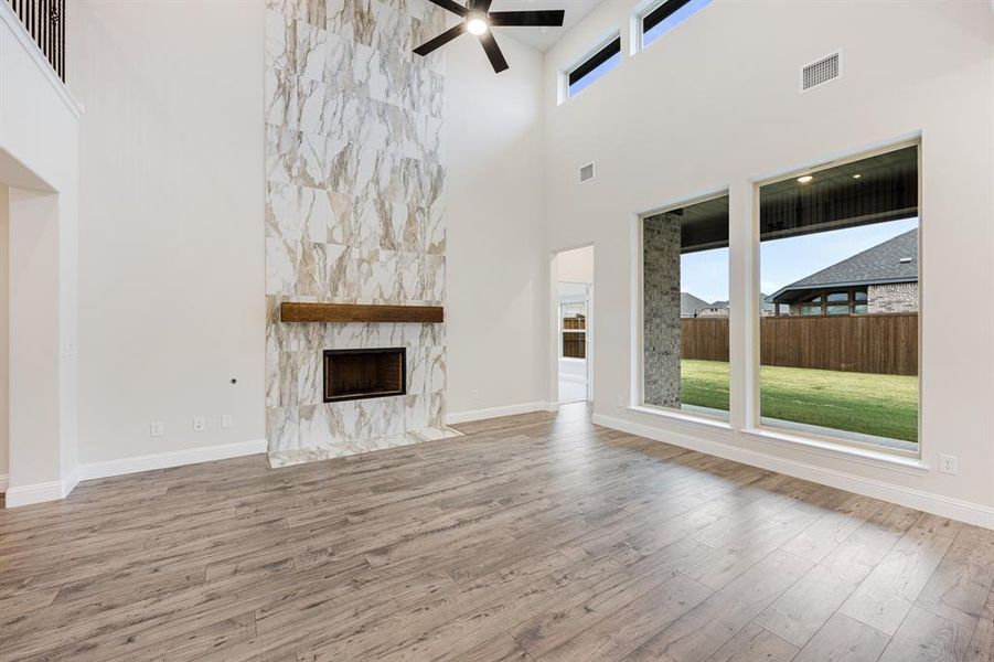 Spacious, unfurnished interior of a new home in Woodstone, Providence Village (Image 15). Spacious, unfurnished interior of a new home in Woodstone, Providence Village (Image 15).