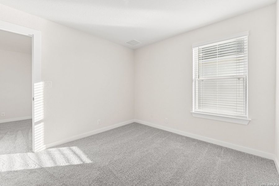Spacious, unfurnished interior of a new home in Mayfair - Select Garden Series, New Braunfels (Image 12).