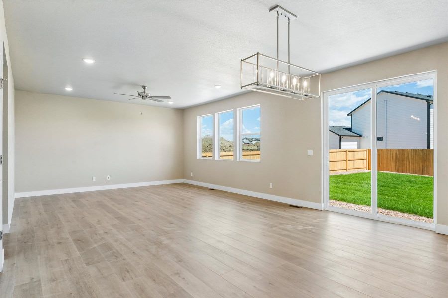Spacious, unfurnished interior of a new home in The Glen-12, Colorado Springs (Image 17).