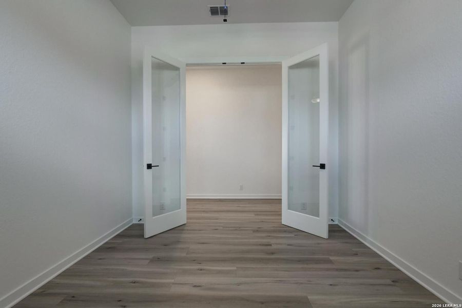 Spacious, unfurnished interior of a new home in Saddlebrook Ranch, Schertz (Image 20).