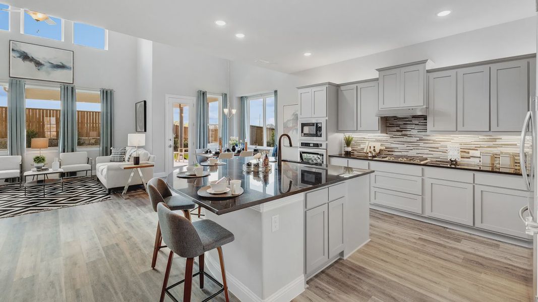Model home photos of similar floorplans, not pictures of actual home. Model home photos of similar floorplans, not pictures of actual home.