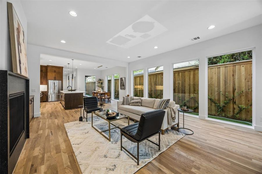 Furnished interior view inside a new home in , Dallas (Image 12).