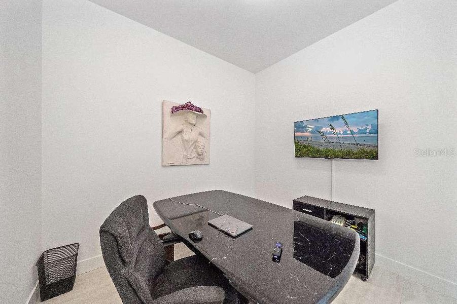 Furnished interior view inside a new home in , Sarasota (Image 35).