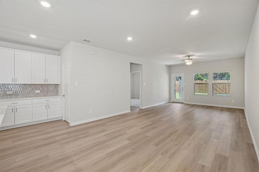 Photo is not of the actual home, but is an inspirational photo of builder’s model home and may depict options, furnishings, and/or decorator features that are not included.