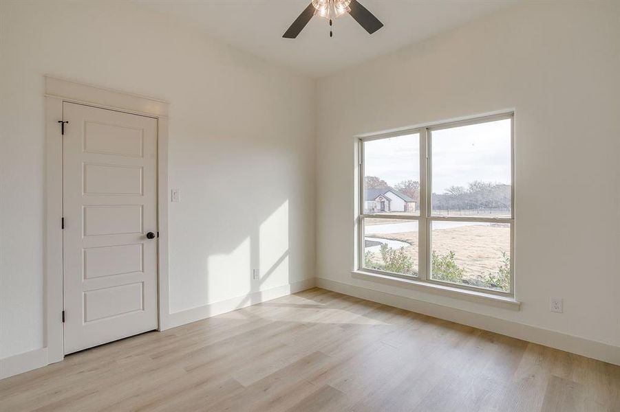 Spacious, unfurnished interior of a new home in , Millsap (Image 10).