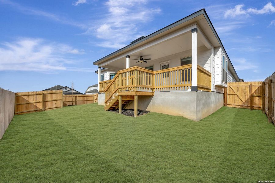 Exterior details and patio area of a home in Greenspoint Heights, Seguin (Image 4).