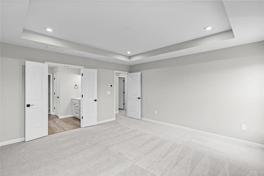 Spacious, unfurnished interior of a new home in Twin Lakes, Hoschton (Image 34).