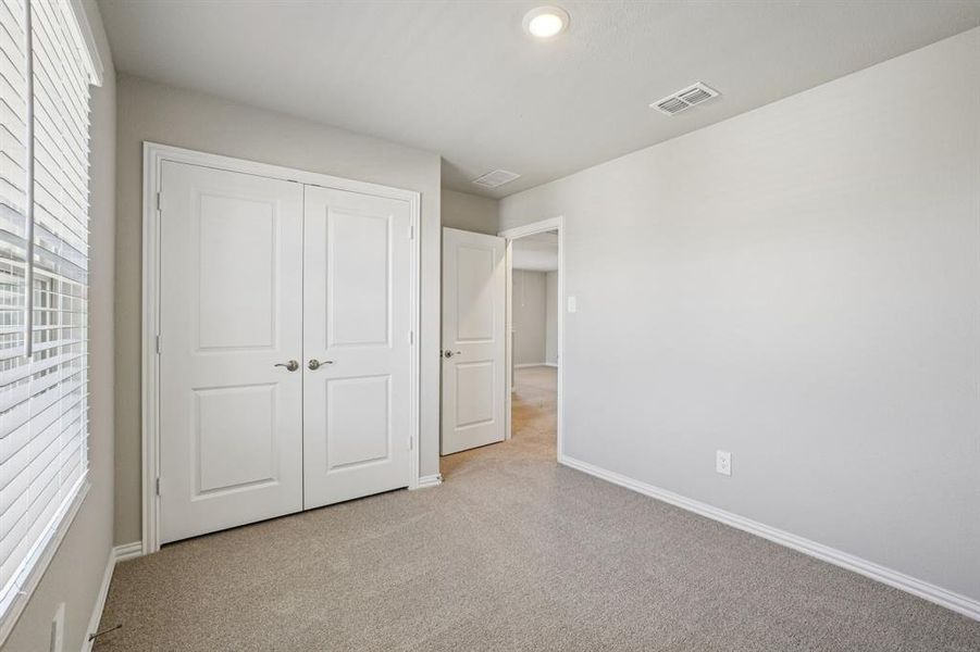 Spacious, unfurnished interior of a new home in Eastridge - Spring Series, McKinney (Image 33).