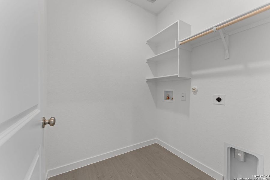 Image 22 of a home in Waterwheel: Coastline Collection.