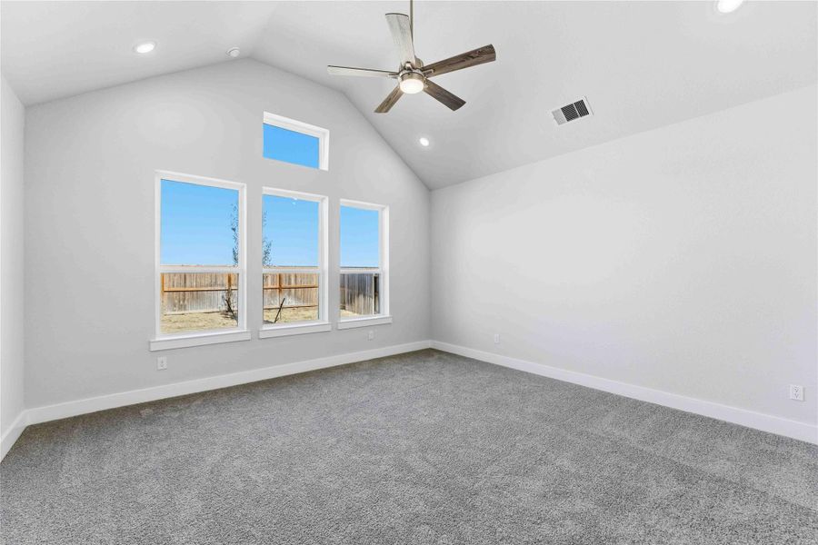 Spacious, unfurnished interior of a new home in Valencia, Manvel (Image 25). Spacious, unfurnished interior of a new home in Valencia, Manvel (Image 25).