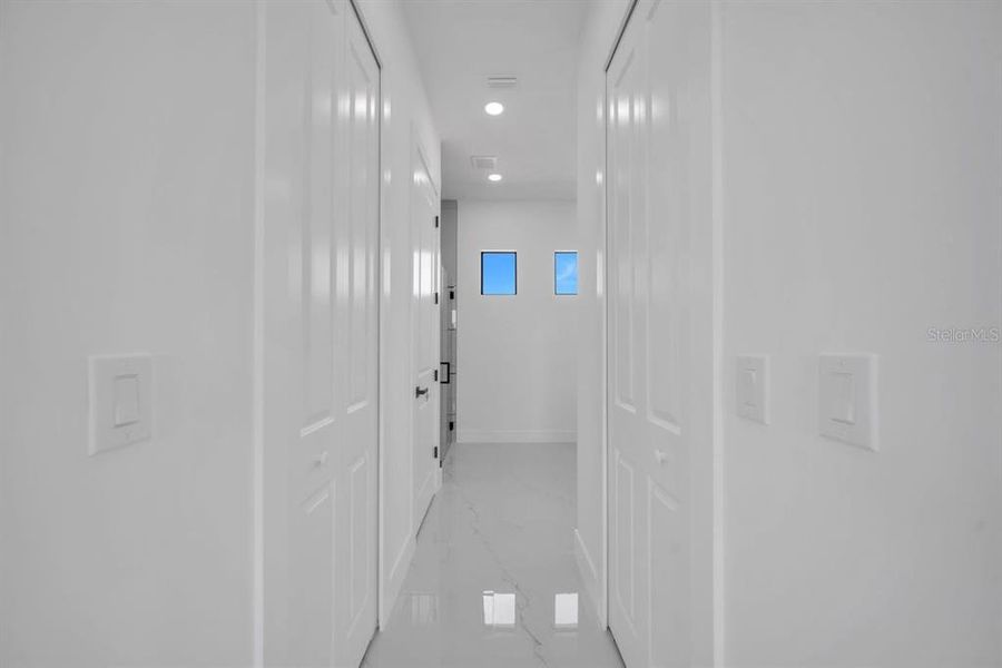 Spacious, unfurnished interior of a new home in , Lehigh Acres (Image 28).