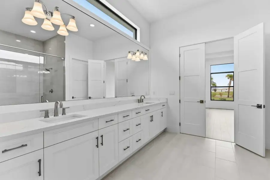 Owner's Bath Owner's Bath