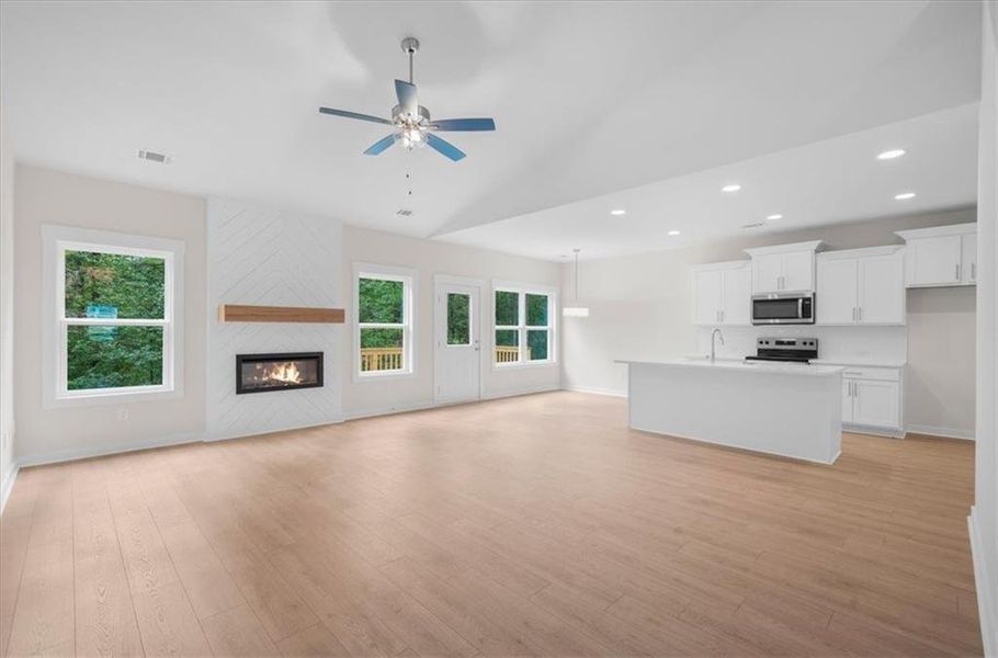 Spacious, unfurnished interior of a new home in , Dahlonega (Image 30). Spacious, unfurnished interior of a new home in , Dahlonega (Image 30).