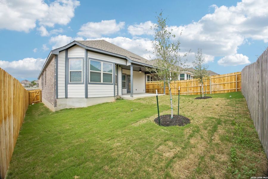 Exterior details and patio area of a home in Arcadia Ridge - Premier Series, San Antonio (Image 4).
