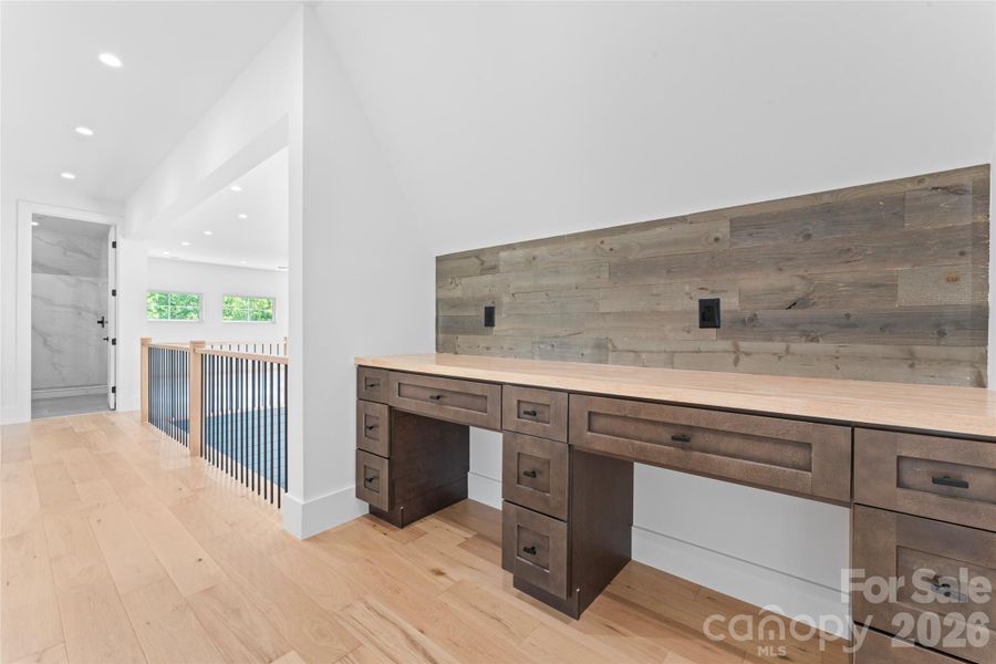 custom build ins for studying or office work