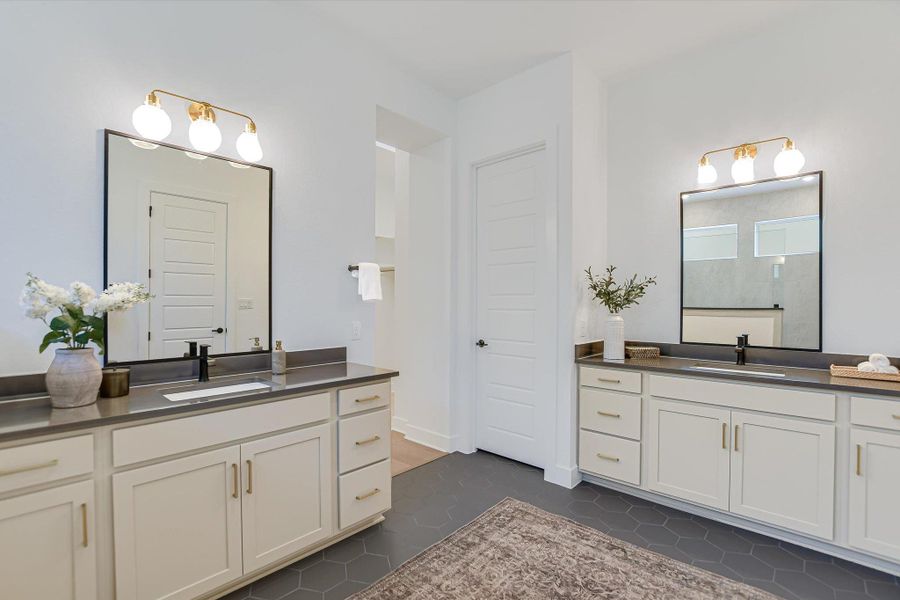 Owner's Bathroom (Staged)