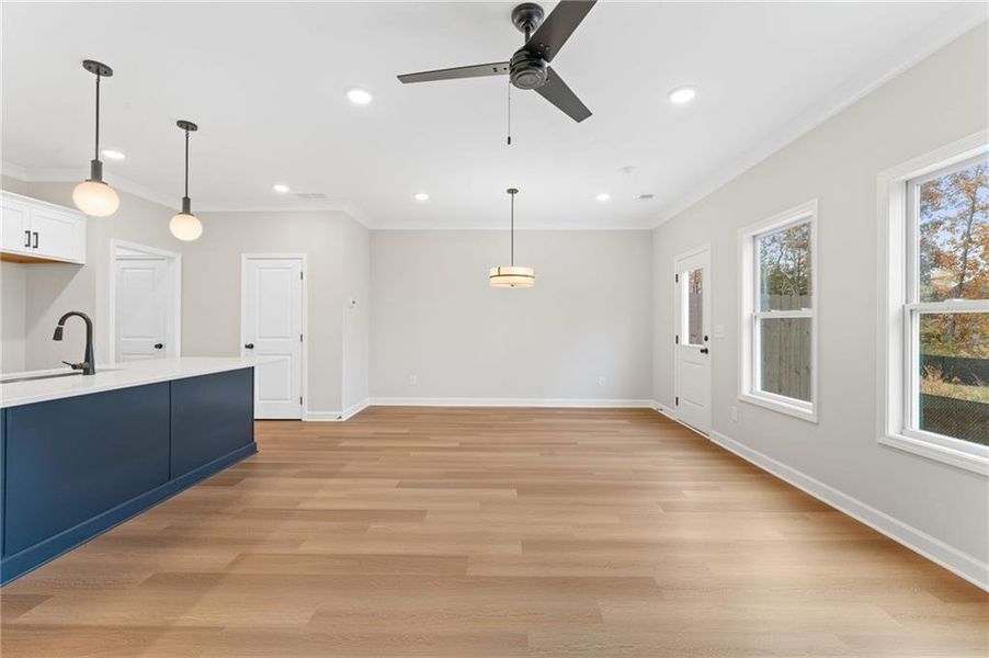Spacious, unfurnished interior of a new home in Cherokee Township, Acworth (Image 17).