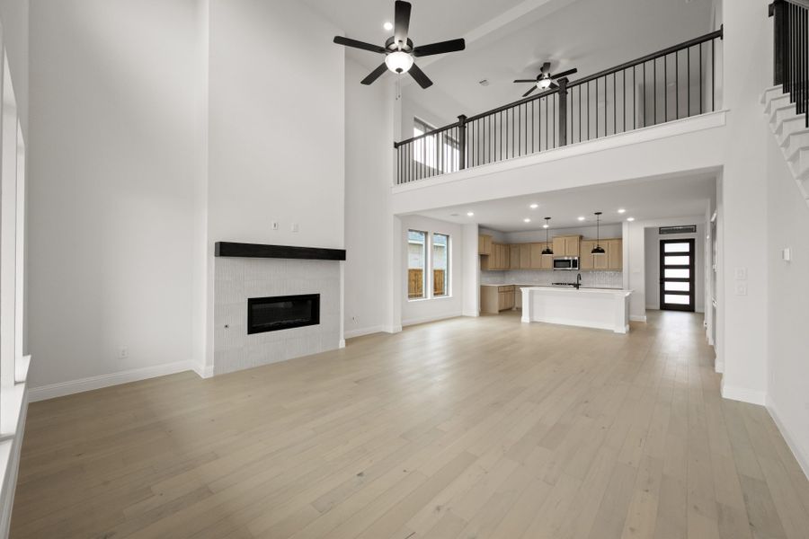 Spacious, unfurnished interior of a new home in Timberbrook, Justin (Image 16). Spacious, unfurnished interior of a new home in Timberbrook, Justin (Image 16).