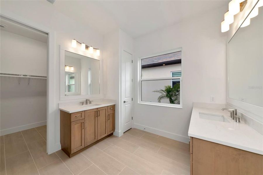 Furnished interior view inside a new home in , Sarasota (Image 10).