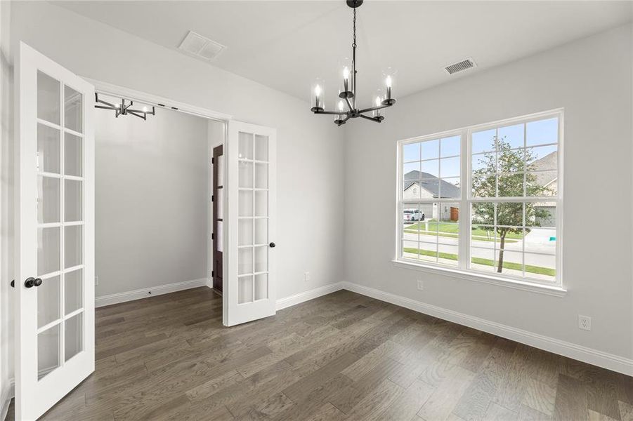 05. 317 Bay Laurel - Bed 2