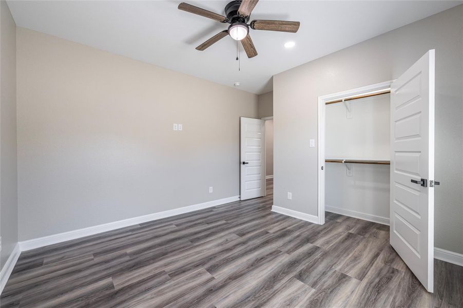 Spacious, unfurnished interior of a new home in , Houston (Image 34).