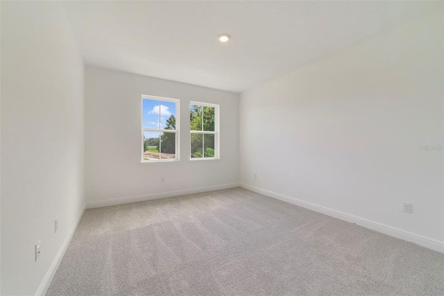 Spacious, unfurnished interior of a new home in Acuera Estates, Apopka (Image 17).