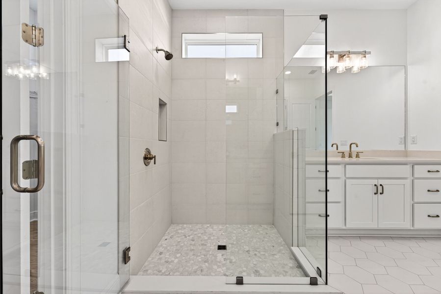 Owner's Bath