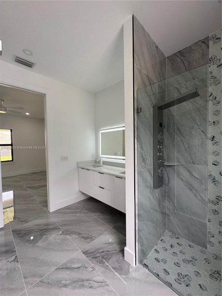 Furnished interior view inside a new home in , Lehigh Acres (Image 7).