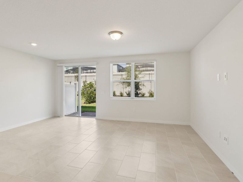 Spacious, unfurnished interior of a new home in Cagan Crossings West, Clermont (Image 8). Spacious, unfurnished interior of a new home in Cagan Crossings West, Clermont (Image 8).