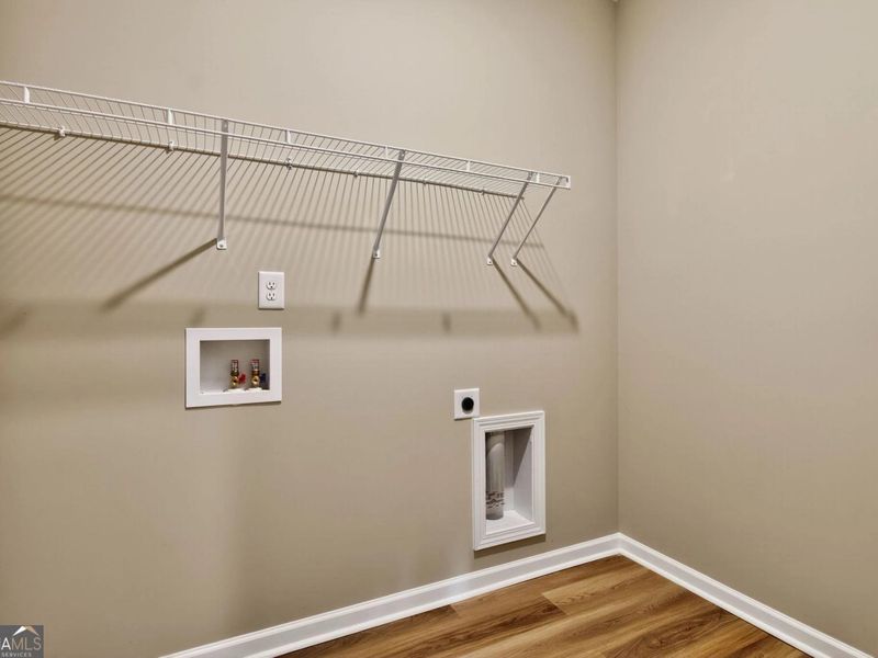 Spacious, unfurnished interior of a new home in Ivy Glen, Perry (Image 17).