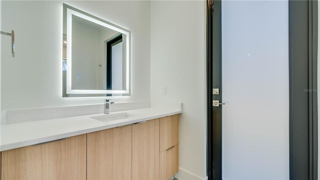 Close-up of interior finishes inside a home in , Lehigh Acres (Image 21). Close-up of interior finishes inside a home in , Lehigh Acres (Image 21).