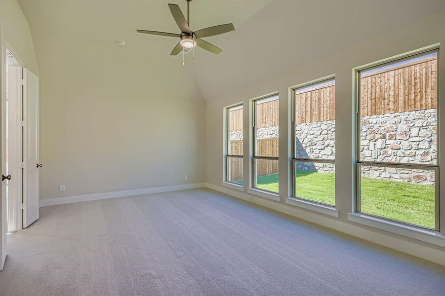 Spacious, unfurnished interior of a new home in Wildridge, Oak Point (Image 21).