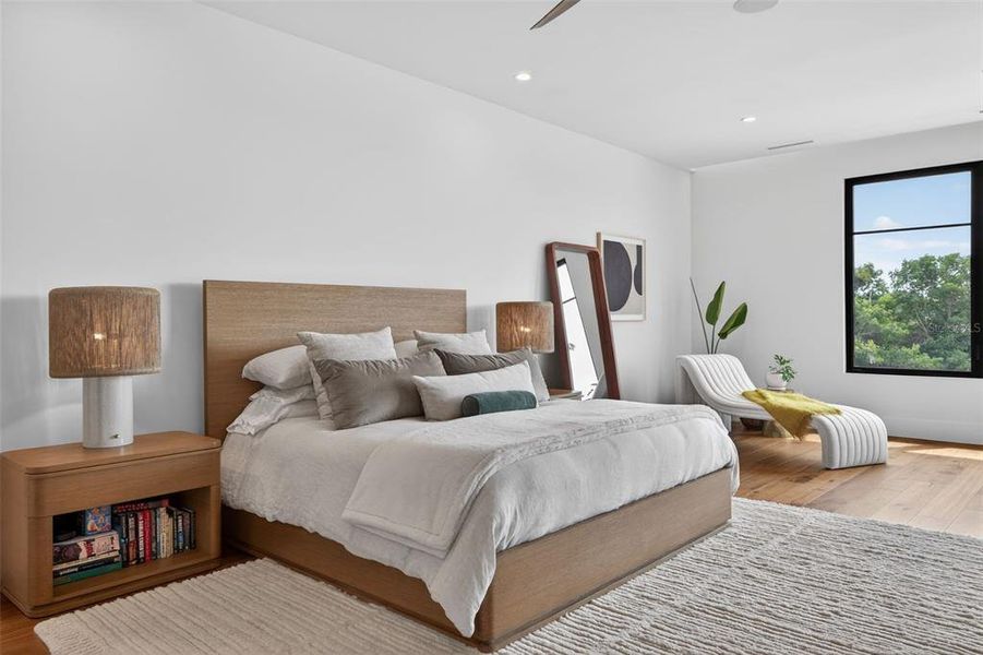 Furnished interior view inside a new home in , St. Petersburg (Image 47).