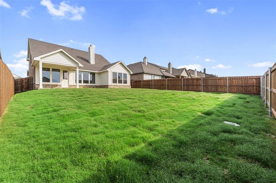 Exterior details and patio area of a home in Liberty Pointe, Gainesville (Image 2).