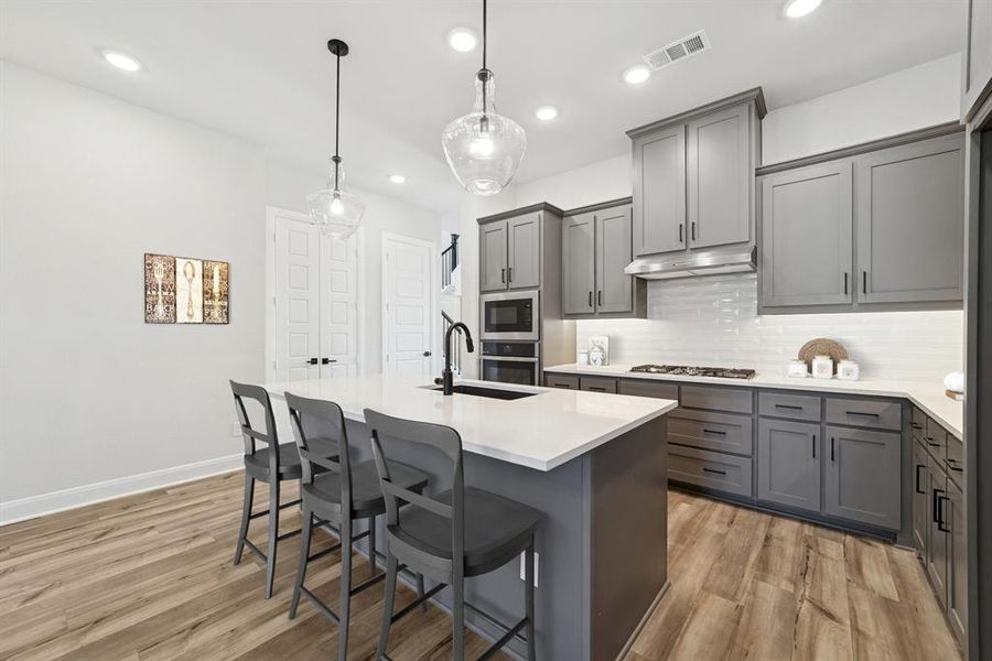 Furnished interior view inside a new home in Mantua Point Gardens, Van Alstyne (Image 5). Furnished interior view inside a new home in Mantua Point Gardens, Van Alstyne (Image 5).