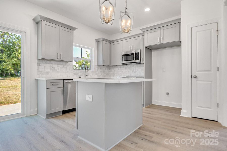 Furnished interior view inside a new home in , Kannapolis (Image 6).
