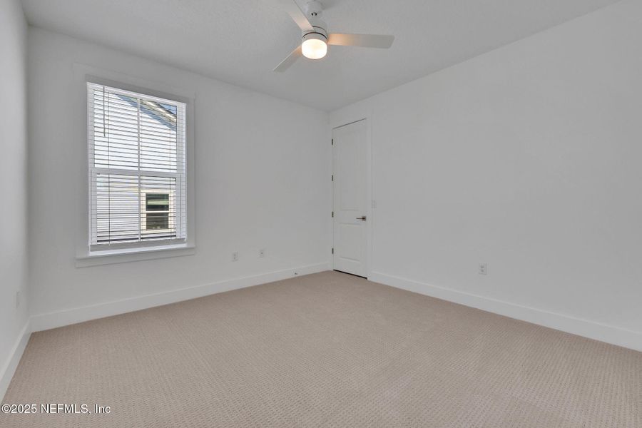 Spacious, unfurnished interior of a new home in Seaside Vista, St. Augustine (Image 23).