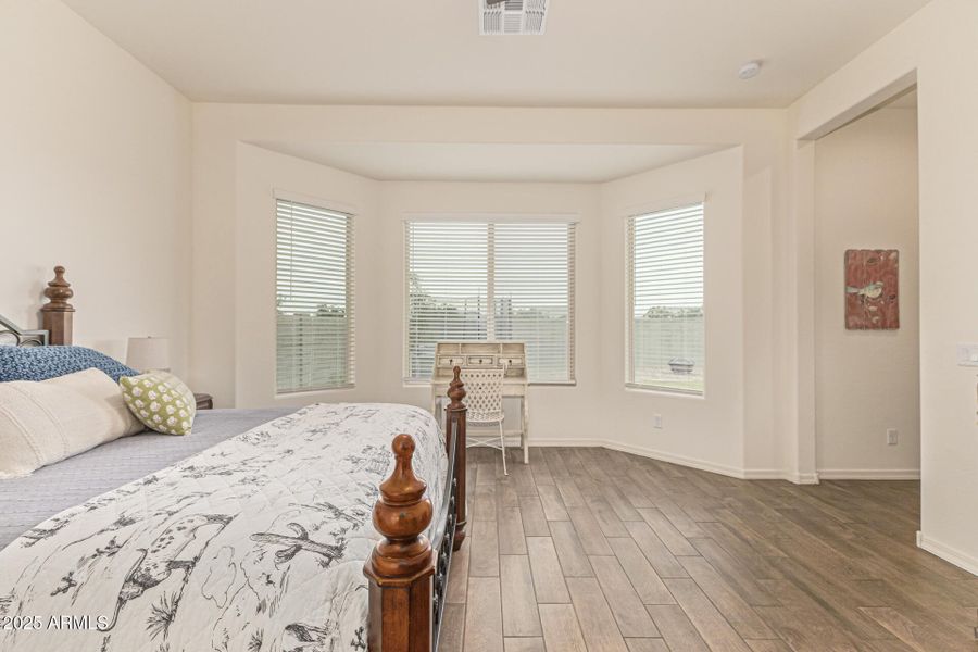 16-San Tan 16-San Tan