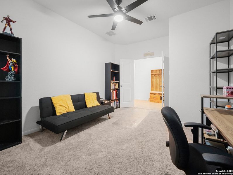 Furnished interior view inside a new home in Morgan Meadows: Barrington Collection, San Antonio (Image 7). Furnished interior view inside a new home in Morgan Meadows: Barrington Collection, San Antonio (Image 7).