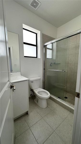 Furnished interior view inside a new home in , Homestead (Image 4).