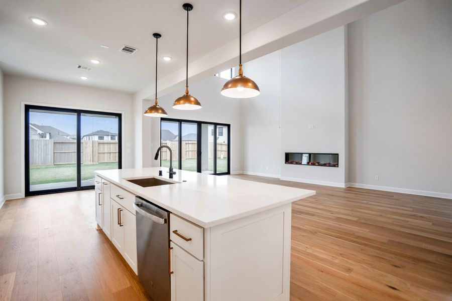 Furnished interior view inside a new home in Jordan Ranch 70' Lots, Fulshear (Image 11). Furnished interior view inside a new home in Jordan Ranch 70' Lots, Fulshear (Image 11).