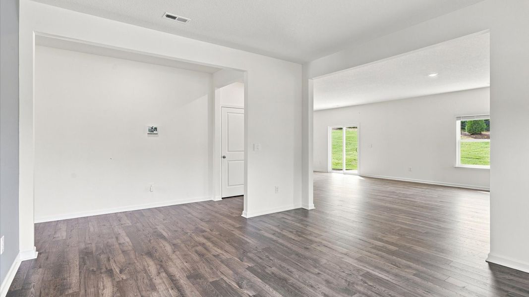 Spacious, unfurnished interior of a new home in Mary's Pointe, Clinton (Image 22). Spacious, unfurnished interior of a new home in Mary's Pointe, Clinton (Image 22).
