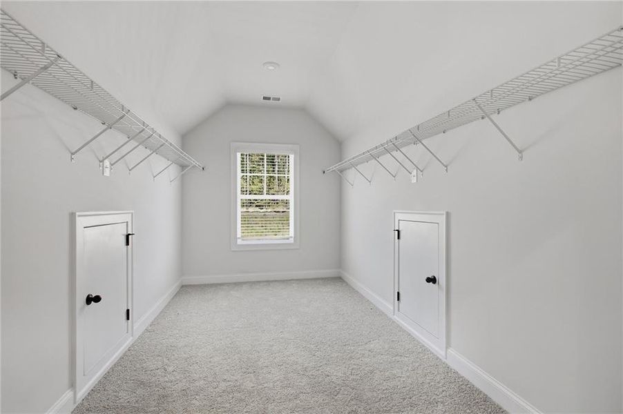 Image 49 of a home in .