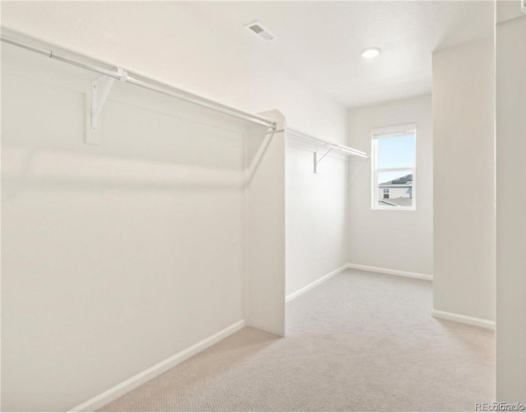 Spacious, unfurnished interior of a new home in Buffalo Highlands: The Flora Collection, Commerce City (Image 18).