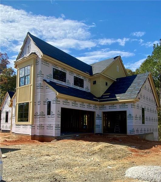 Exterior details and patio area of a home in , Acworth (Image 3).