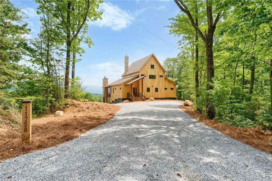 Image 47 of a home in .