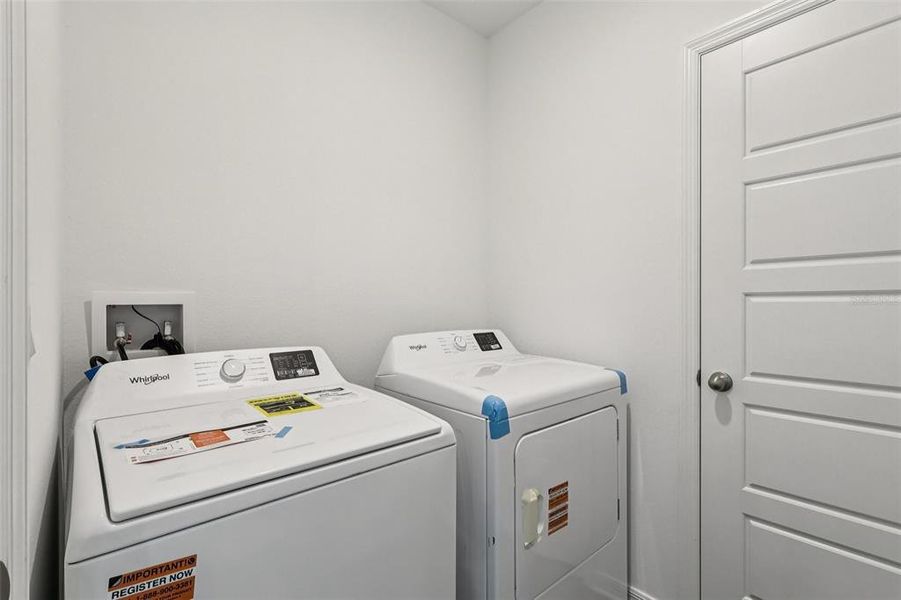 Close-up of interior finishes inside a home in Hamilton Bluff, Haines City (Image 16).