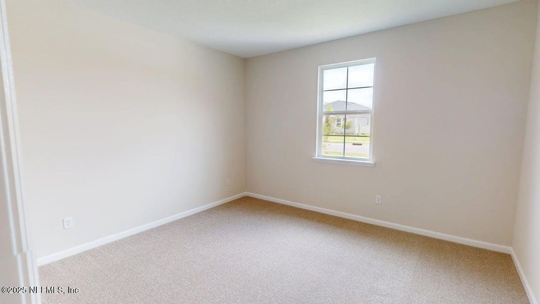 Spacious, unfurnished interior of a new home in Lakes at Bella Lago, Green Cove Springs (Image 12).